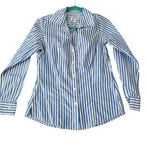 Foxcroft Womens Button-Up Shirt S Blue White Wrinkle Free Cotton Long Sleeves